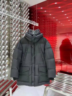 Burberry Linford Hooded Nylon Down Jacket