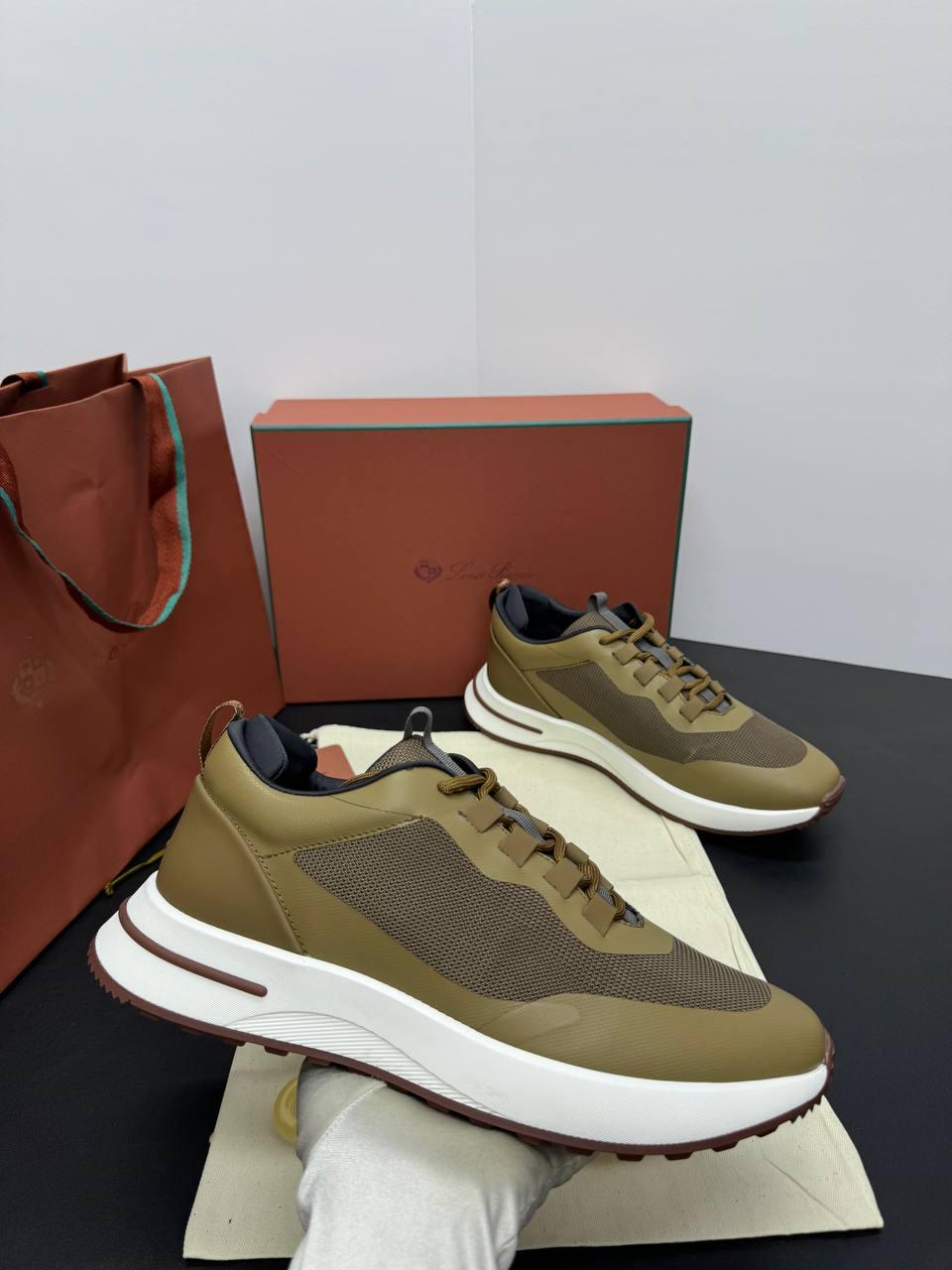 00b831cc-b05d-4968-b27f-ffcee2e93a8a