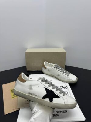 Golden Goose Superstar Low-Top Sneaker
