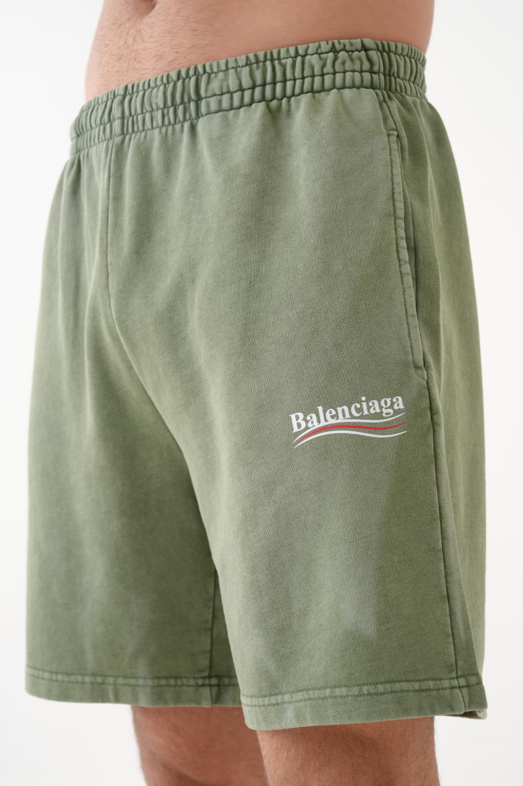 WhatsApp Image 2025-08-15 at 10.52.40 (2)