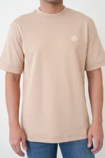 Moncler 'Tonal Logo Patch' T-Shirt - Afbeelding 4