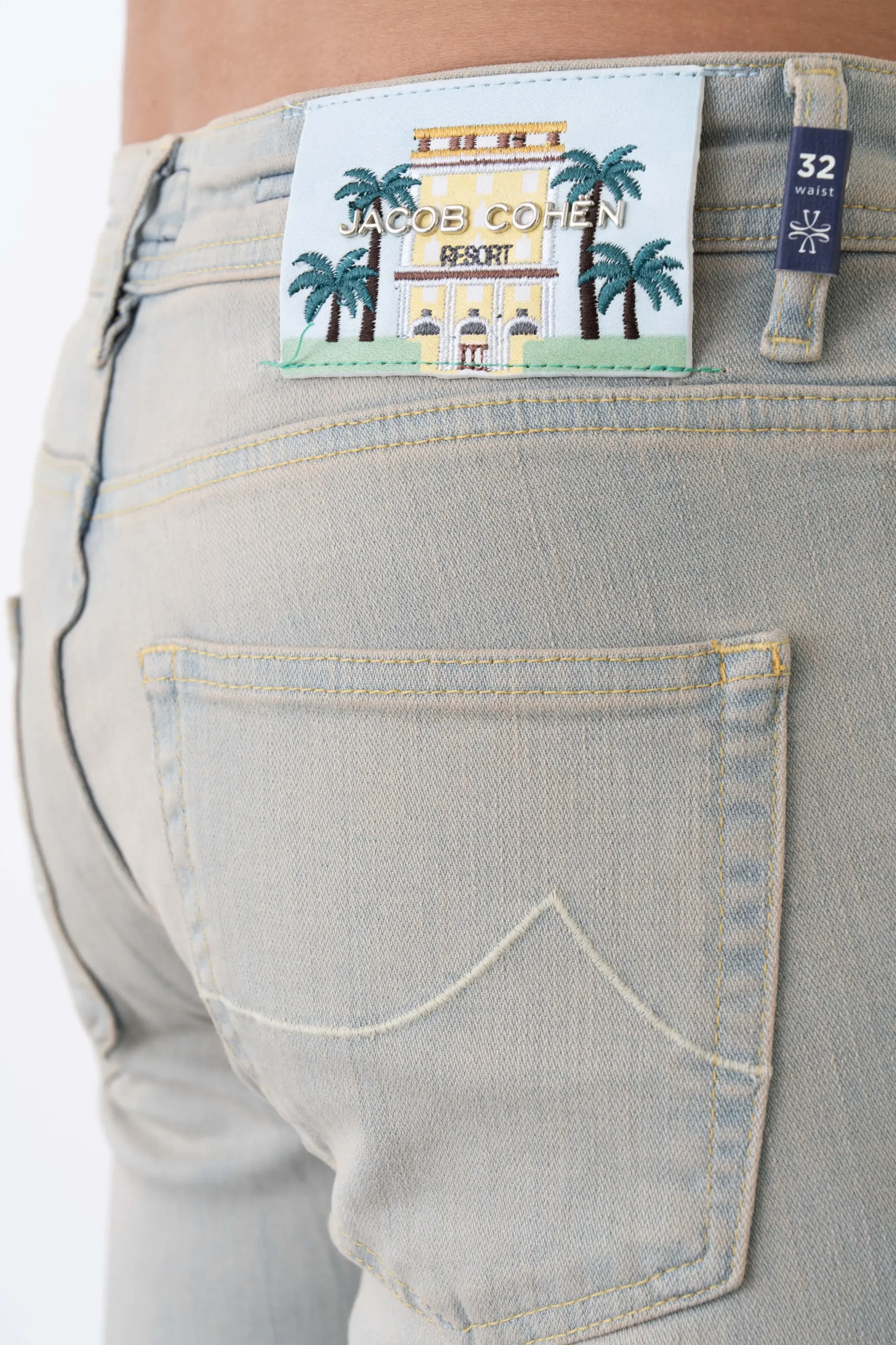 cekim (27) Jacob Cohen 'Resort Edition' Jeans - Afbeelding 1