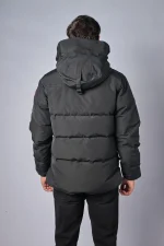 Canada Goose MacMillan Parka Zwart/Rood Logo — 100% Ganzendons - Afbeelding 7