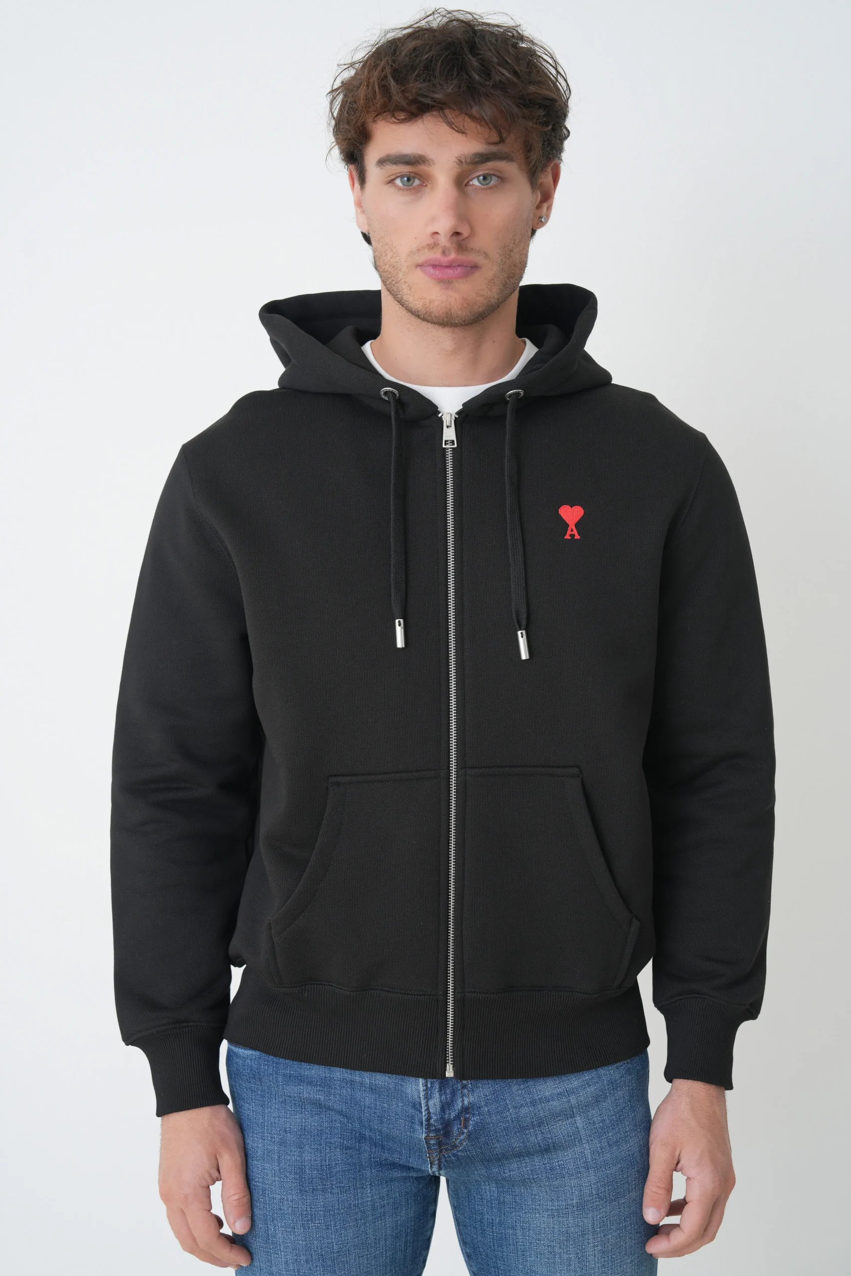 studio2025141072 Ami Paris 'Red Heart' Embroidered Zipped Hoodie - Afbeelding 1