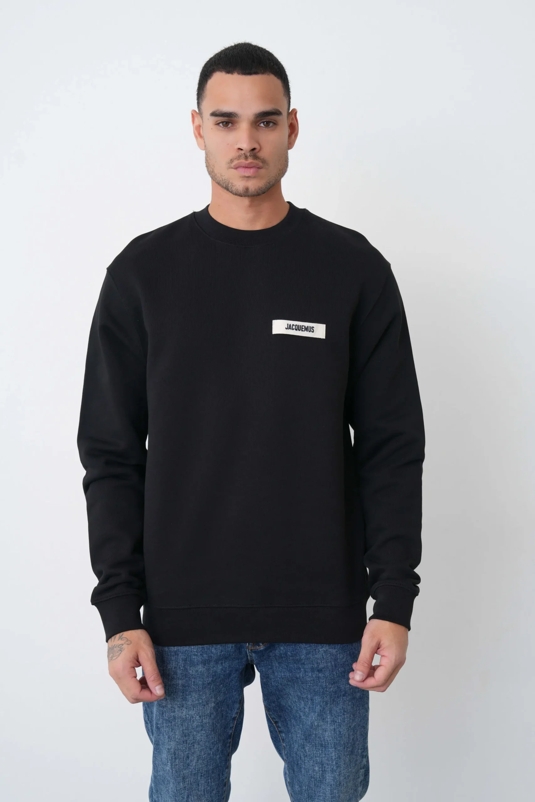 studio202606-7166 Jacquemus 'The Gros Grain' Crewneck Sweater - Afbeelding 1