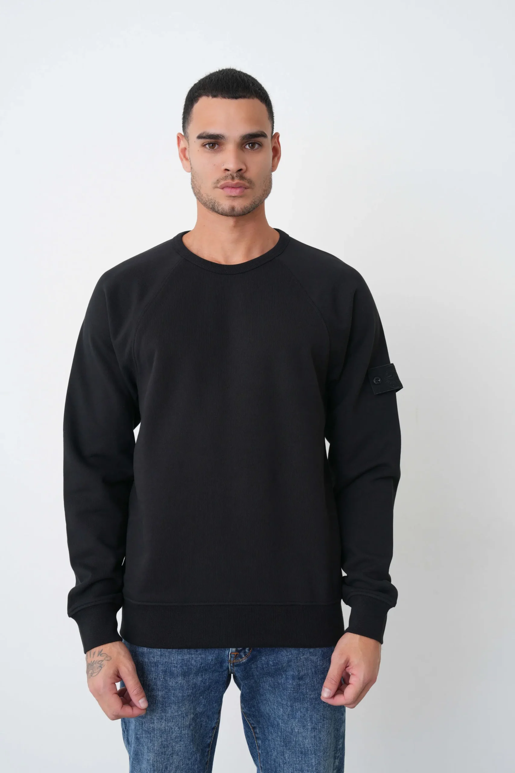 studio202606-7638 Stone Island 'Ghost Collection' Sweater 6100028 - Afbeelding 1